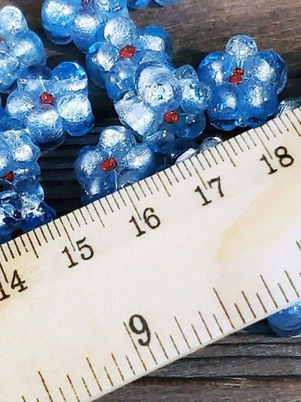 Vintage Icy Blue Handcrafted India Glass Flower Beads with Silver Foil 5 pcs - Picture 11 of 11